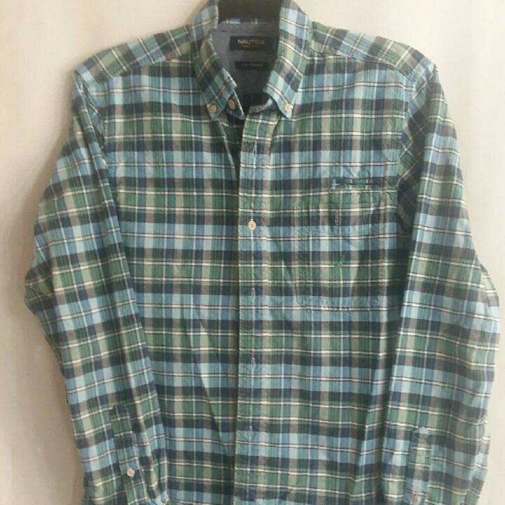 Men's Nautica button up